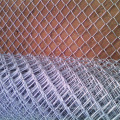 Hot Dipped Galvanized Chain Link Metal Mesh Fence